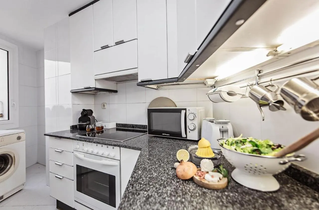 Sweett - Cosy Ciutadella Apartment Barcelona