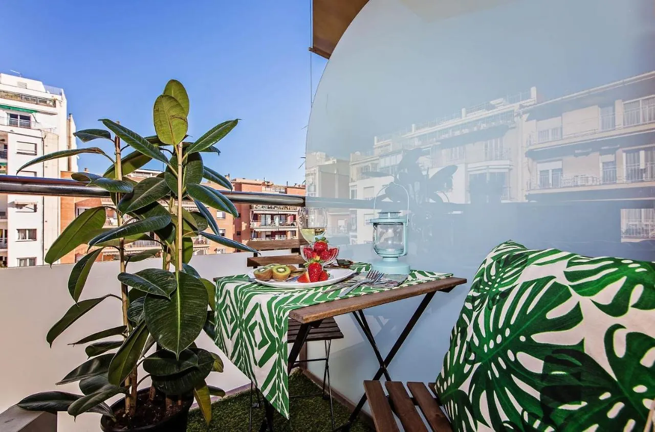 Sweett - Cosy Ciutadella Apartment Barcelona